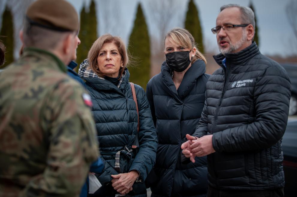Visit of Stella Kyriakides, European Commissioner for Health and Food Safety, to the Ukrainian-Polish border in Korczowa, Poland